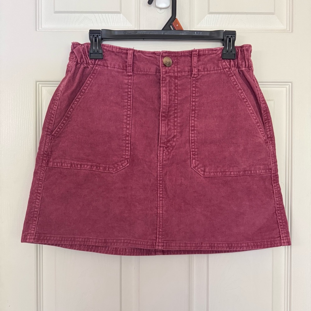 NWT American Eagle Outfitters Women's Corduroy Mini Skirt Size 6 Regular A-Line